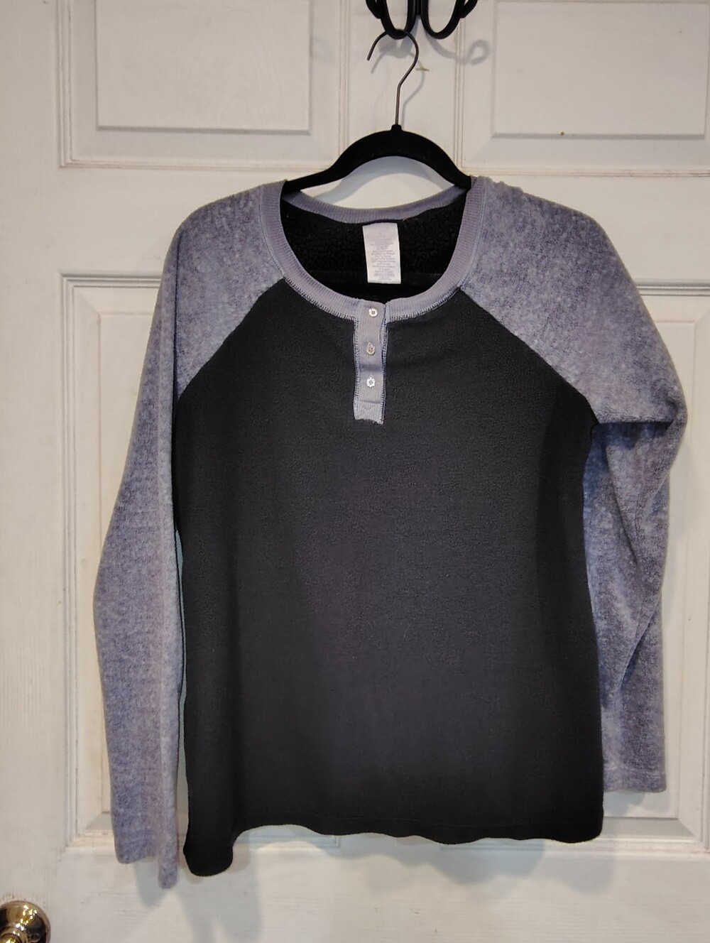 Secret Treasures Sleepwear Women's Size M Long Sleeve Sleep Shirt